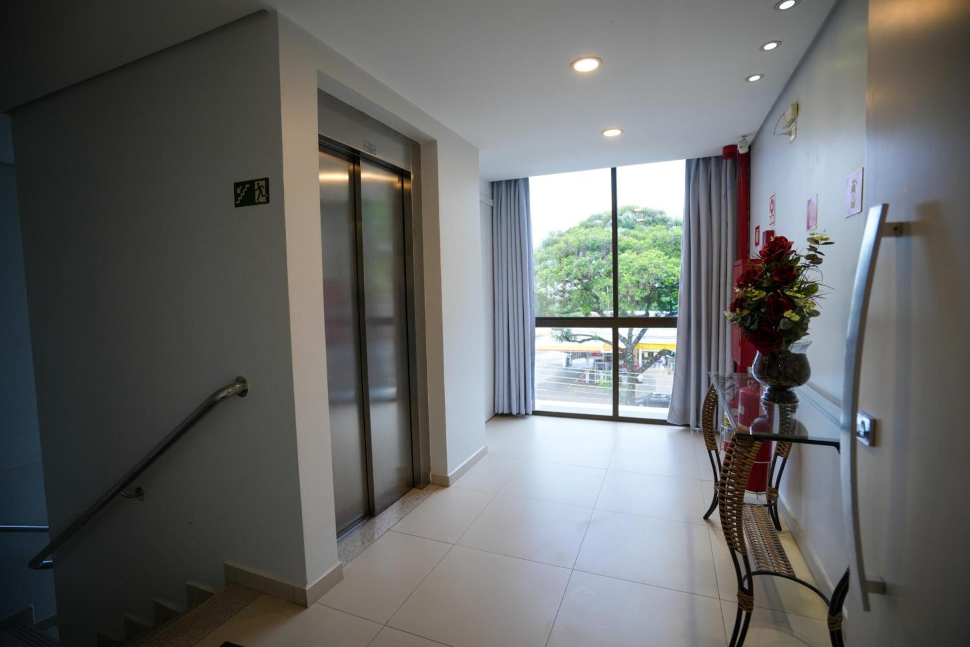 Foz Cobertura 3 Suites E Foz Apartamento 2 Suites 伊瓜苏 外观 照片